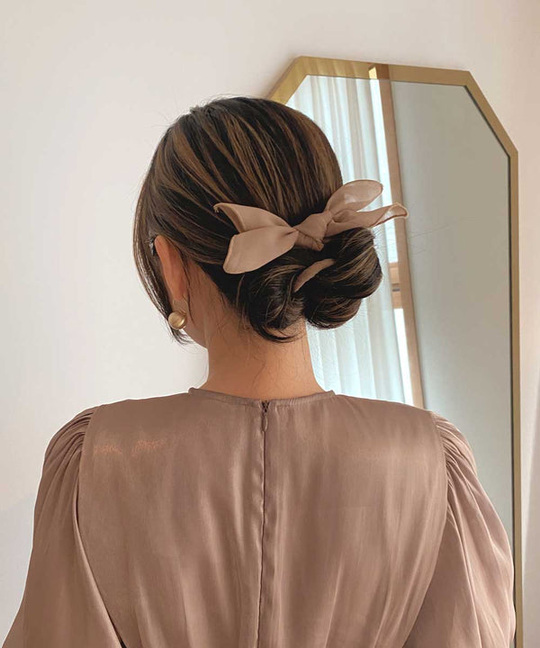 Bow Wire Tie Hair Tutorial