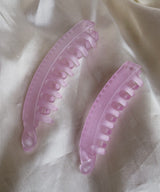 arnew banana clip Copy of Monic Ribbon Banana Pin