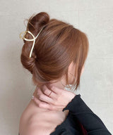 arnew Gabriel gloden hair claw clip
