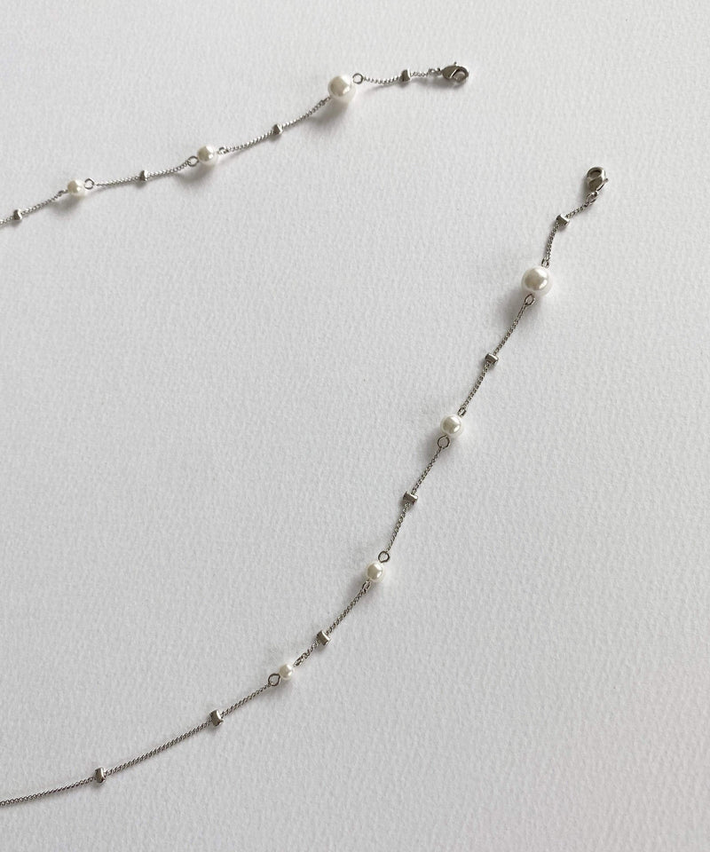 arnew Jewelry Ananias Pearl Necklace Mask Straps